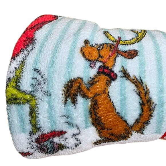 New Grinch Plush Kids Throw Blanket Max Dog Cindy Lou Holiday Christmas Gift - Picture 4 of 11